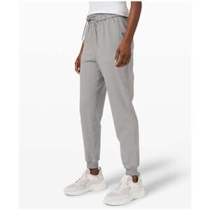Lululemon Keep Moving Jogger in Rhino Grey Size 6 Lounge Workout Jogger Pant